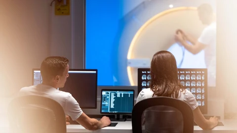 Medizinische Bildgebung am Arbeitsplatz – statistische Beratung und medizinische Biometrie durch Runge Statistik